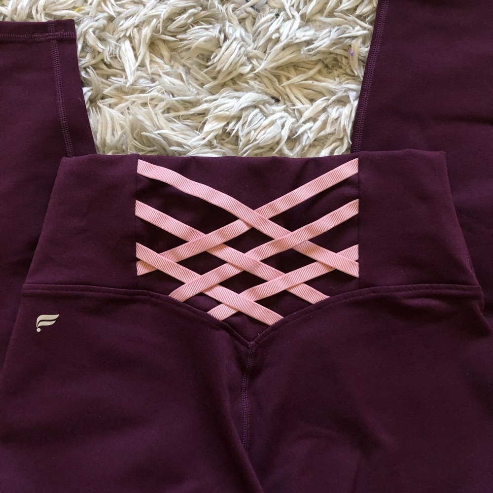 NWT Fabletics High Waisted Powerhold 7/8 Leggings